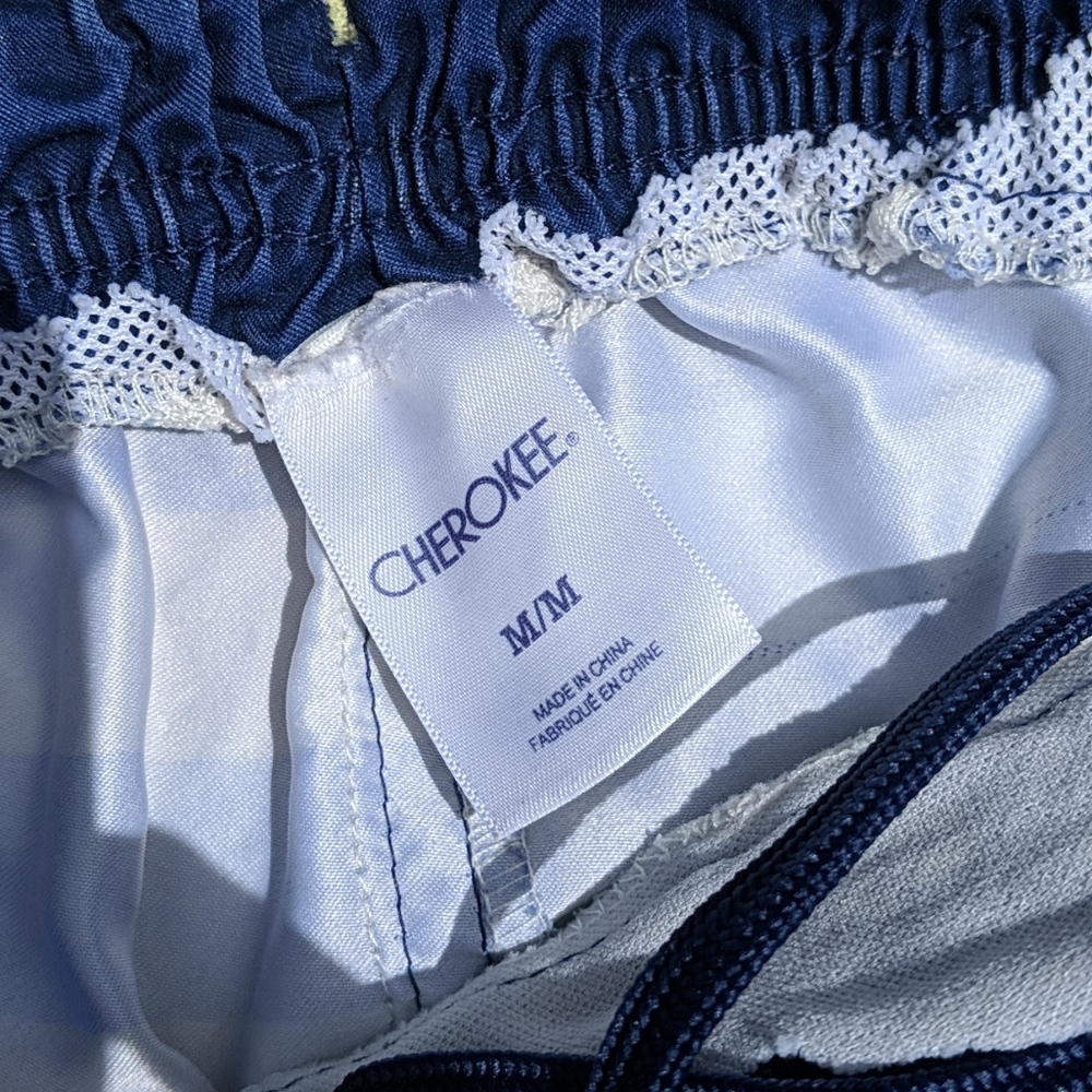 2 Medium Swim Trunks - Picture 2 of 5